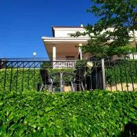 Casa Rural Finca la María โรงแรมในลอสวียาเรส