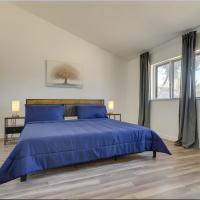 Modern 4-BR near China Lake, hotel poblíž Inyokern Airport - IYK, Ridgecrest