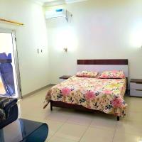 Affordable Spacious Room in Kinshasa, Limete Resit, hotel poblíž Letiště N'djili  - FIH, Kinshasa