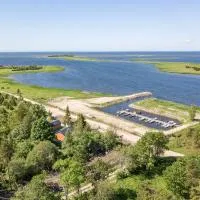 Sadama puhkemaja, hotel v destinaci Mereäärse