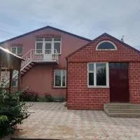 Moreni Guest House, hotel v destinaci Gavarr