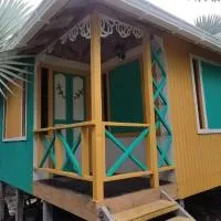 Hotel YELLOW HOME Providencia Isla, hotel di Providencia