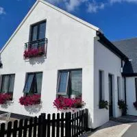 Teach Cruachan Large-Group Holiday Home, hotel sa Dooagh