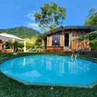 Posada Turistica Rural y Glamping Altos del Dorado La Mesa, hotel en La Mesa