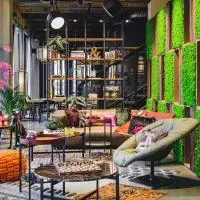 Moxy Poznań Airport, hotel di Poznań