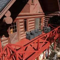 Prime勝沼 森の中のプライベートログハウス 緑に包まれてBBQを楽しむ癒しの空間, hótel í Koshu