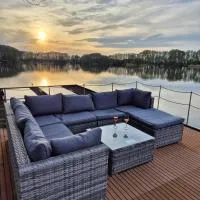 Wasserbungalow Merlin, ξενοδοχείο σε Lehnin