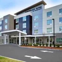 TownePlace Suites by Marriott Fall River Westport, מלון בLakeside