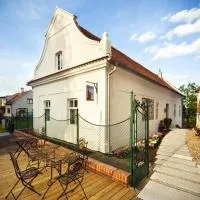 Café FARA, hotel a Klentnice