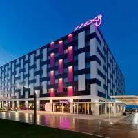 MOXY Vienna Airport, מלון בשווכאט