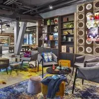 Moxy Lausanne City, מלון בלוזאן