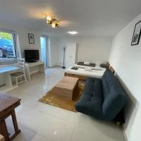 Tulip apartment with your private entrance、バウナタールのホテル