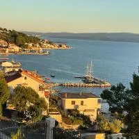 Vila Fjaka: Dugi Rat şehrinde bir otel