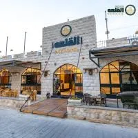 Alqalah Restotel فندق ومطعم القلعة, hotelli kohteessa Kerak