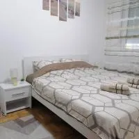 Apartman Zapadni Kej Pirot, hotel sa Pirot