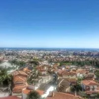 Apartamento con vistas al valle, hotel di Viladecans