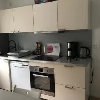 RDC Maison privée avec très grande cour, готель у місті Souppes-sur-Loing