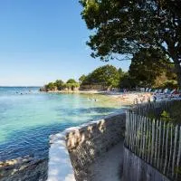 Au pied du GR 34, hotel v destinaci Fouesnant