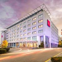 Ramada by Wyndham Amsterdam Airport Schiphol、バドフーフェドルプにあるスキポール空港 - AMSの周辺ホテル