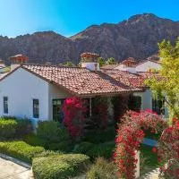 Remodeled 1BR Legacy Villa with Private Patio #A, hotel in La Quinta