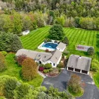 Escape to the Catskills, hotel em Liberty