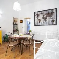 Domu de tuni' s'apposentu, hotel Portoscusóban