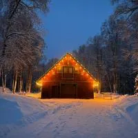 Alaskan Wild Rose Retreat، فندق في تالكيتنا