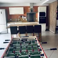 Chez Hélène et Jérémy, hotel v destinaci Montargis