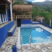 Finca con piscina en Copacabana, hotel a Copacabana