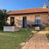 Maisonnette Individuelle, hotel a Carpiquet