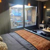 Escape to Unwind, hotel u gradu Putte