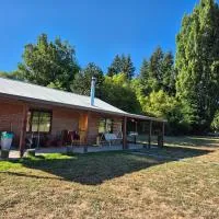 Cabaña Araucaria, hotel di Chillan