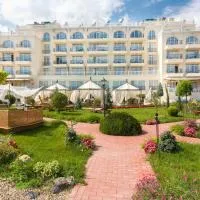 Therma Palace - Balneo SPA, Free parking & Beach, ξενοδοχείο σε Kranevo