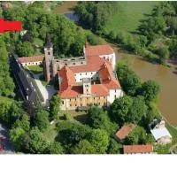 Viesnīca U Čertovy brázdy pilsētā Sazava