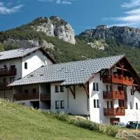Résidence Plein Soleil, hotelli kohteessa Avrieux