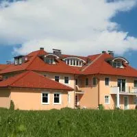 Pension Hiesel-Villa Untersbergblick, hotell sihtkohas Anthering