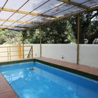 HemHarsh Holiday Home with pool、カルジャットのホテル