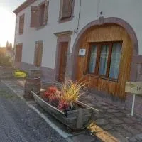 Grande Ferme 14 pers avec spa et loisirs, hotell i Mortagne