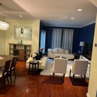 Immaculate 4Br 3Ba TownHouse in the DMV area，位于Severn蒂普顿机场 - FME附近的酒店