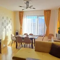 Sunny Mountain View apartment, viešbutis mieste Razlogas