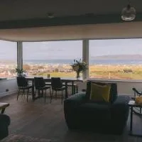 Teach Susie Portnoo Accessible Holiday Home with Assistive Equipment, khách sạn ở Portnoo