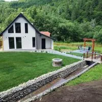 Relax Valley, hotel v destinaci Vărşag
