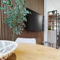 Fly Away Home condo with terrace, hotel em Qormi