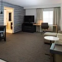 Residence Inn Visalia, מלון בויסאליה