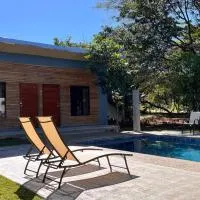 Apartamento Entero El Guanacaste con Piscina Compartida, hotel en Santa Cruz