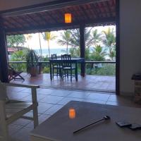 Praia da Pitinga Arraial D&rsquo;Ajuda, em frente ao mar, hotel en Arraial d'Ajuda