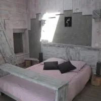 Gite De Charme Auvergne Cab'âne, hotel em Brousse