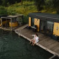 Costa del Kryspi Całoroczne Domy na Wodzie: Cholerzyn şehrinde bir otel
