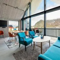 Bryggeleilighet i Henningsvær: Henningsvær şehrinde bir otel