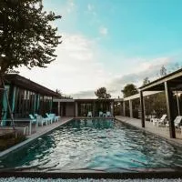Momtikcamp Hotel, ξενοδοχείο σε Ban Nong Muang